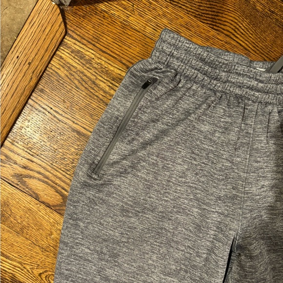 DSG grey men sweatpants size men S in pristine condition - Picture 4 of 8